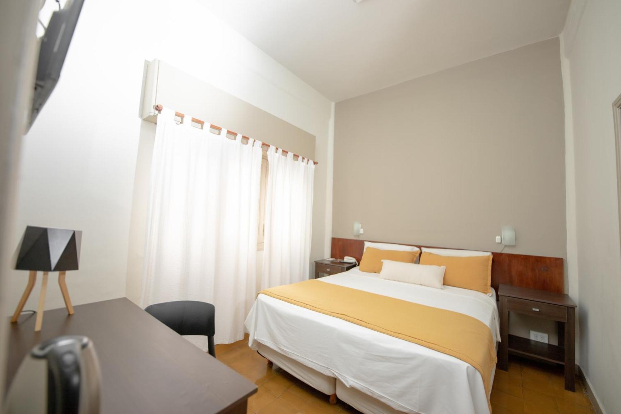 Gran Rex Hotel Cordova Esterno foto